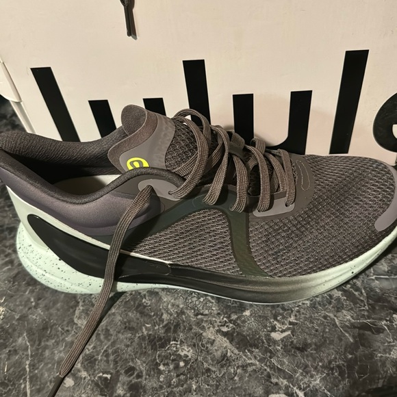 LuLuLemon shoes - Picture 1 of 7